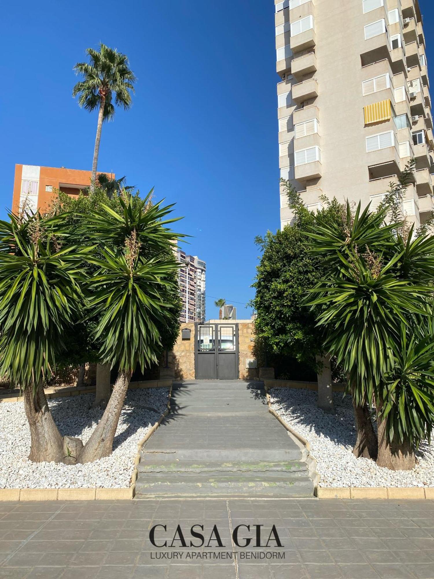 Casa Gia L Luxury Apartment Μπένιντορμ Εξωτερικό φωτογραφία